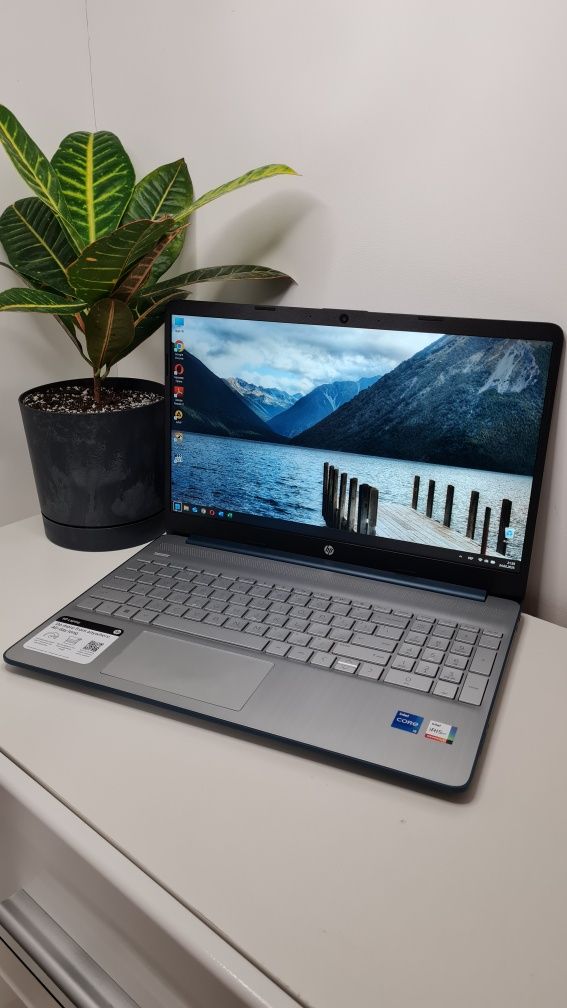 Ноутбук HP Laptop 15-dy5885wm/15.6"FHD IPS/i5 1235u/16 GbRAM/512 GbSSD