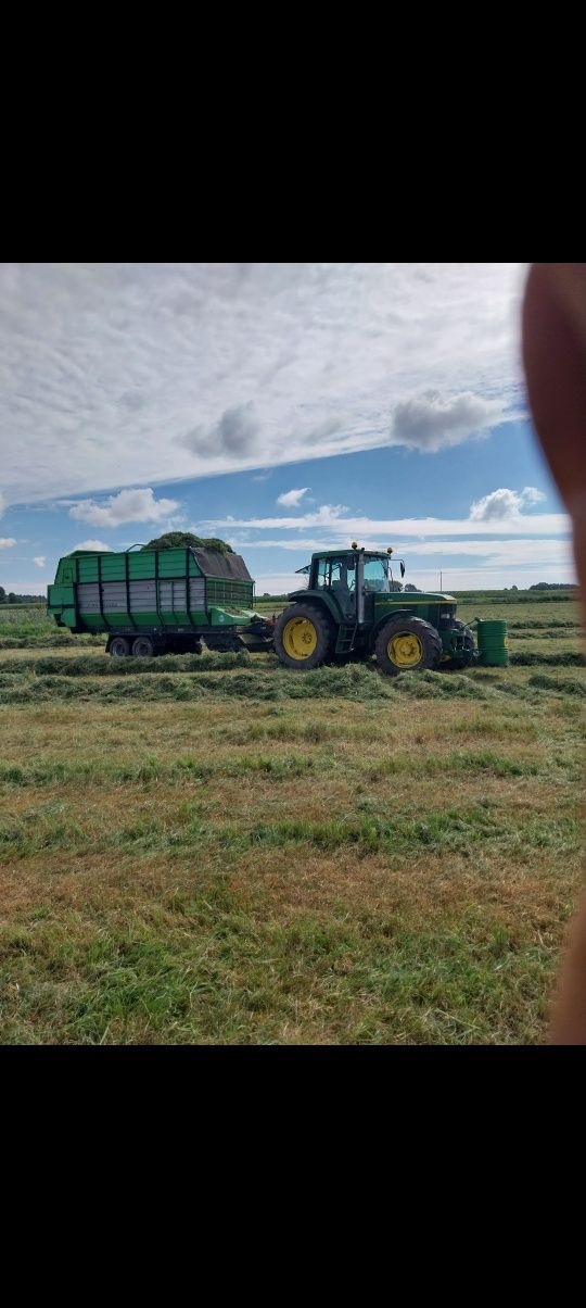 Przyczepa samozbierająca Deutz Fahr
