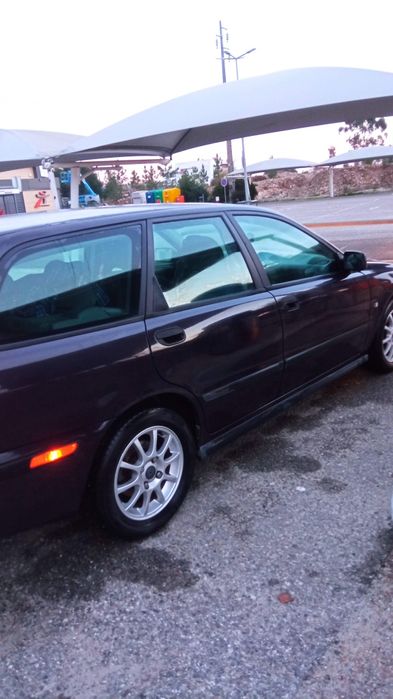 Vendo volvo v40 ano 2000