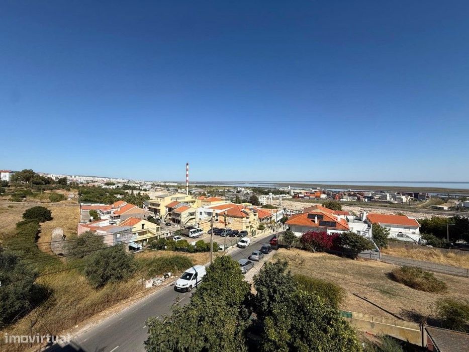 Prédio Com Terreno Para Venda