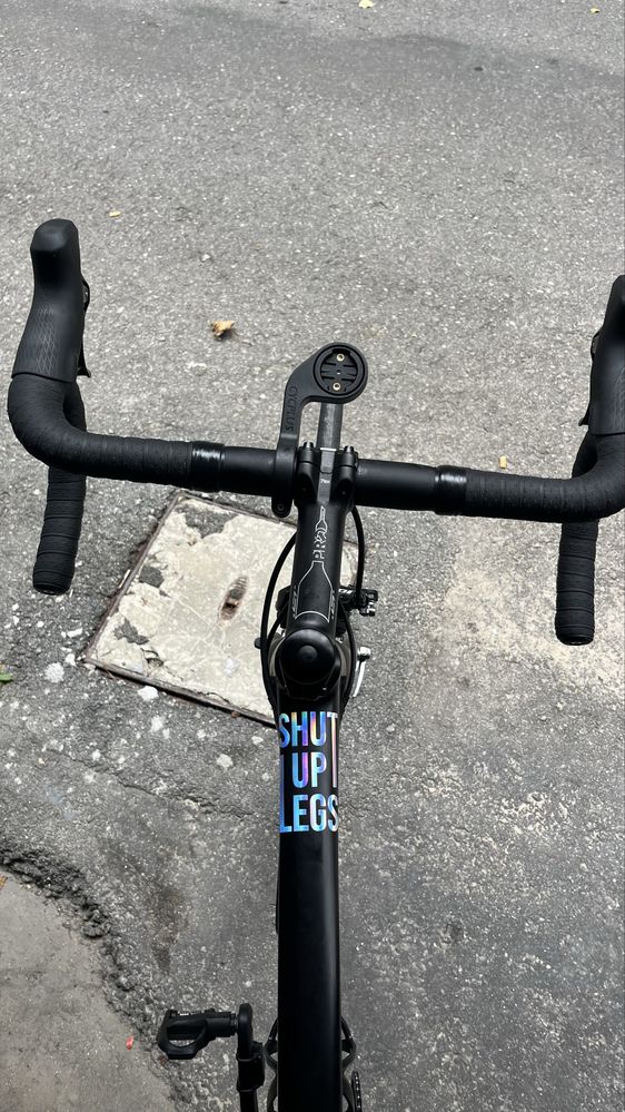 Pinarello estrada carbono