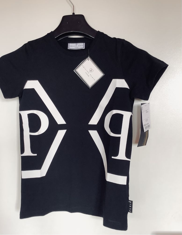 Tshirt Philip Plein, czarny, białe logo, kr. rekaw, wypada na S