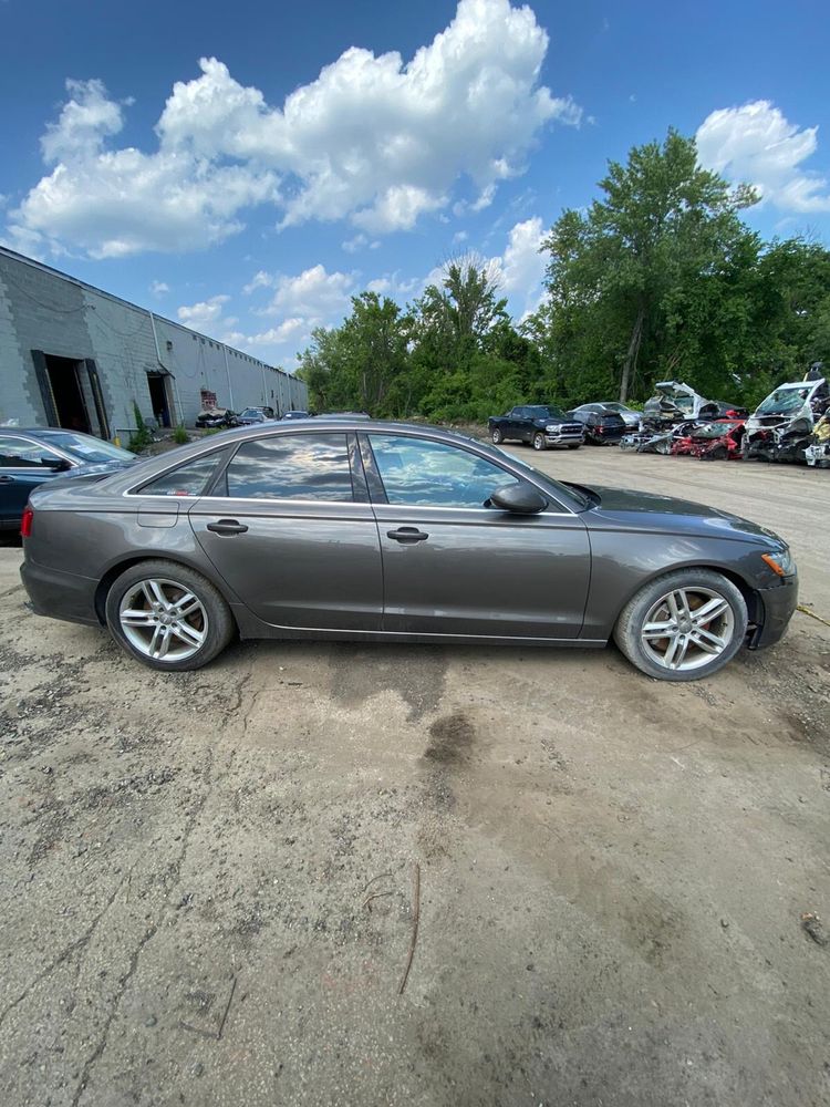 Дверь двери кришка багажника фонари audi a6 c7