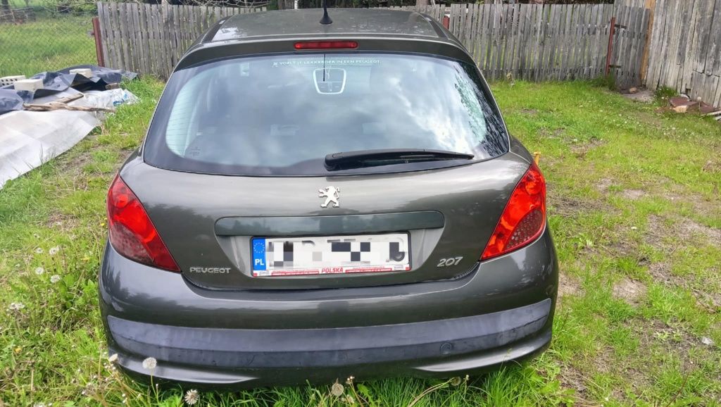 Samochód Peugeot 207