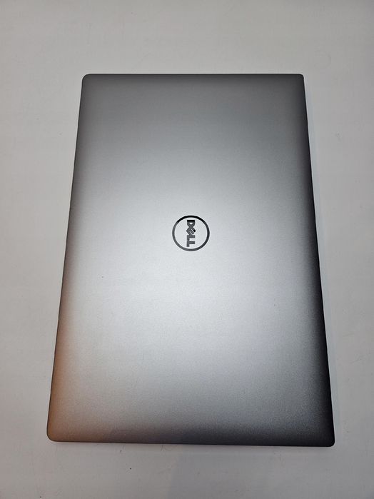 A466] Laptop Dell Precision 5520 i7-7820HQ 16GB 256 NVMe W11 bat