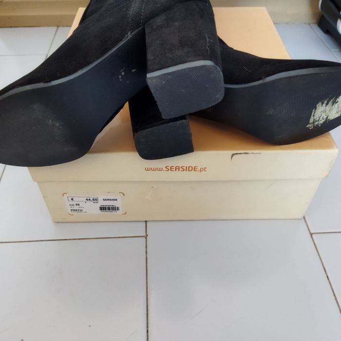 Botas cano alto senhora nr 38