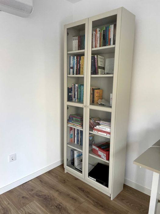 Estante Ikea BILLY (cor Bege) — Como Nova