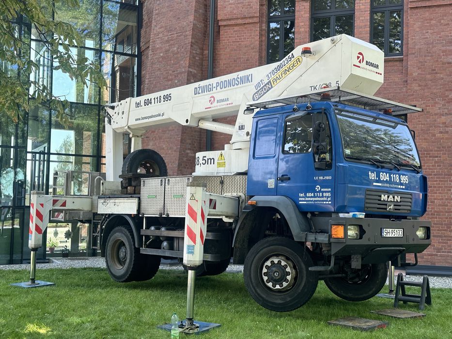 Podnośnik koszowy , zwyżka Śląskie Katowice Bytom Chorzów