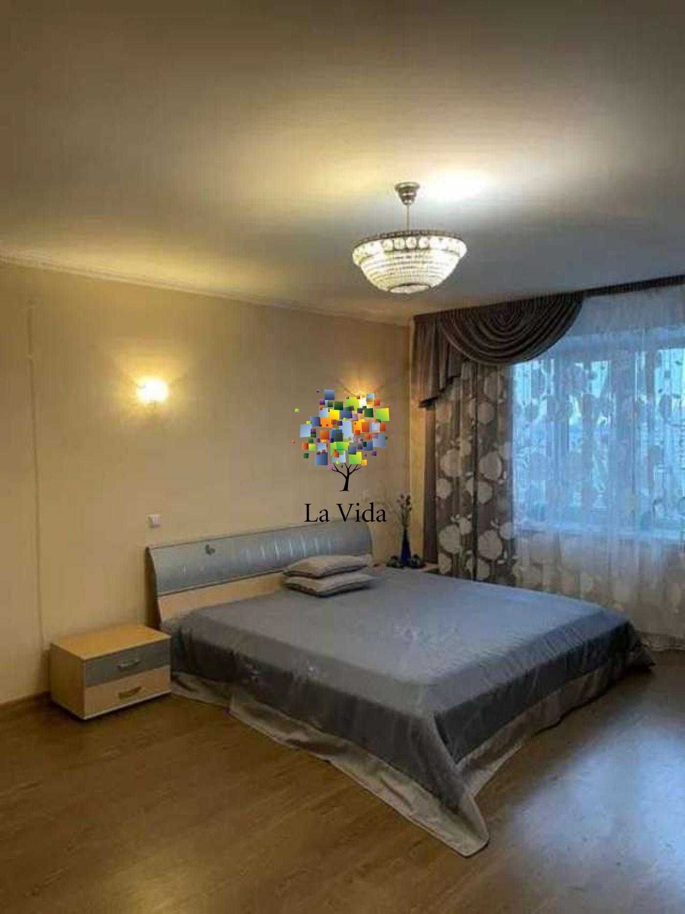 Продаж 3к квартири Братства Тарасівців 12/37