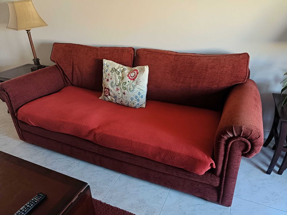 2 sofás até dia 6 de dezembro