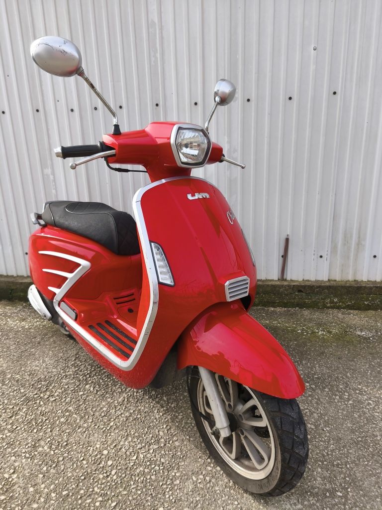 Scooter UM Chill 125