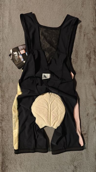 Spodenki kolarskie Assos bib short T - team L. Nowe z metkami