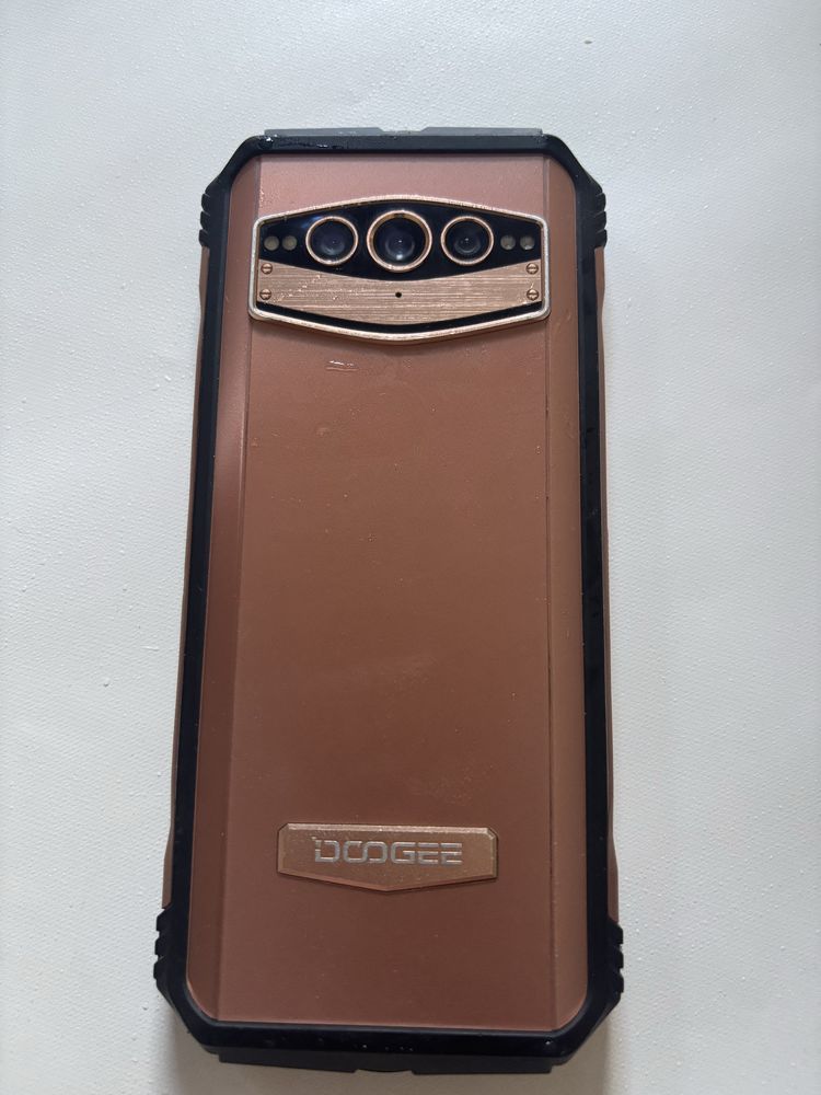 Телефон DOOGEE V30T 12гб