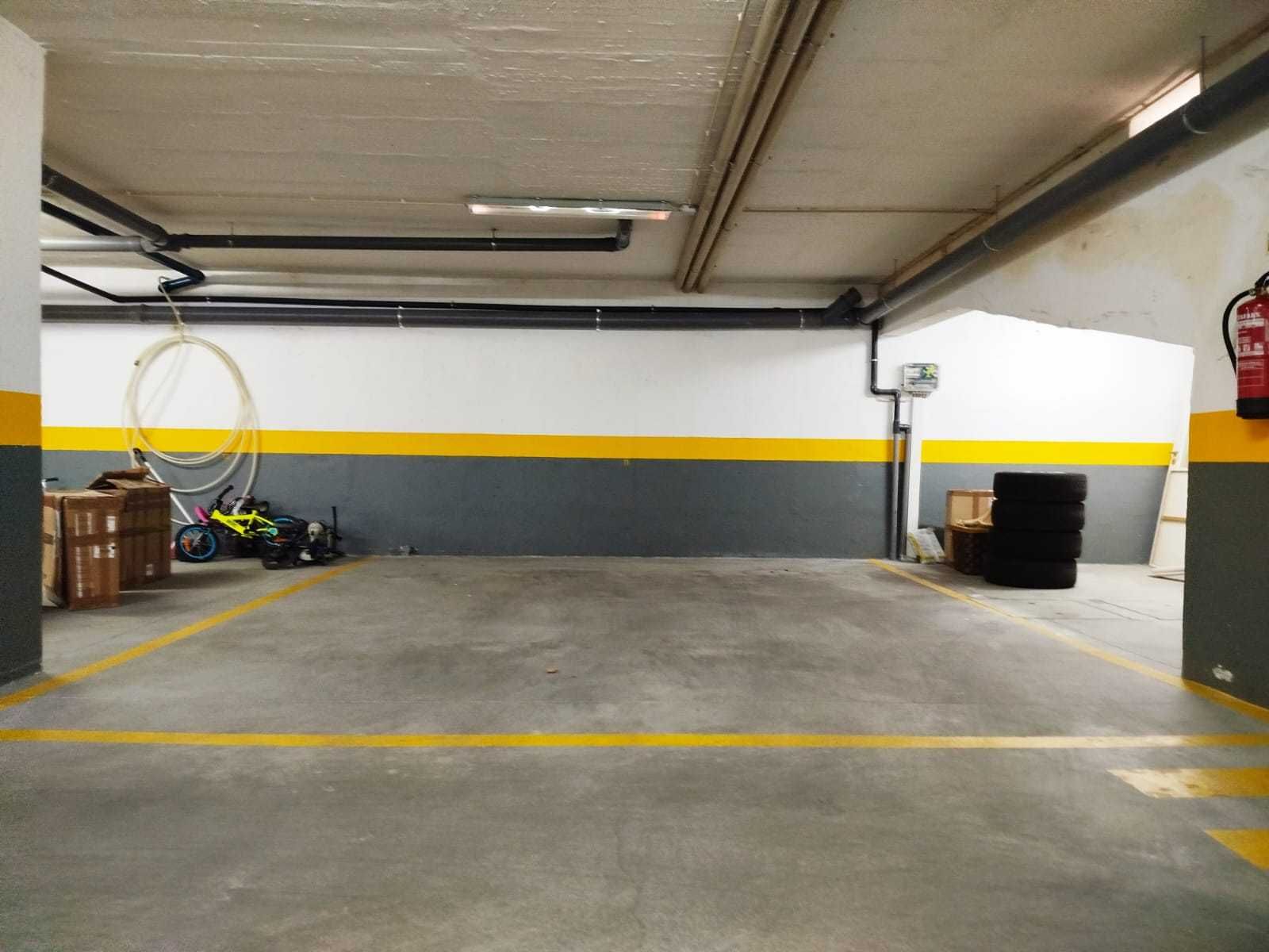 Garagem 23m2 Portas da Cidade Montijo