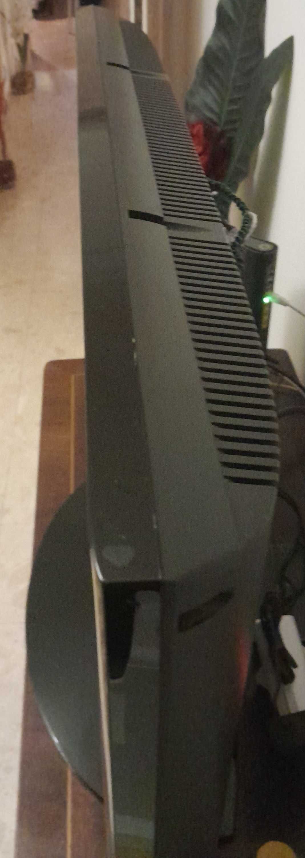 TV  GRUNDIG Vision 9 32 Polegadas / 81 cm