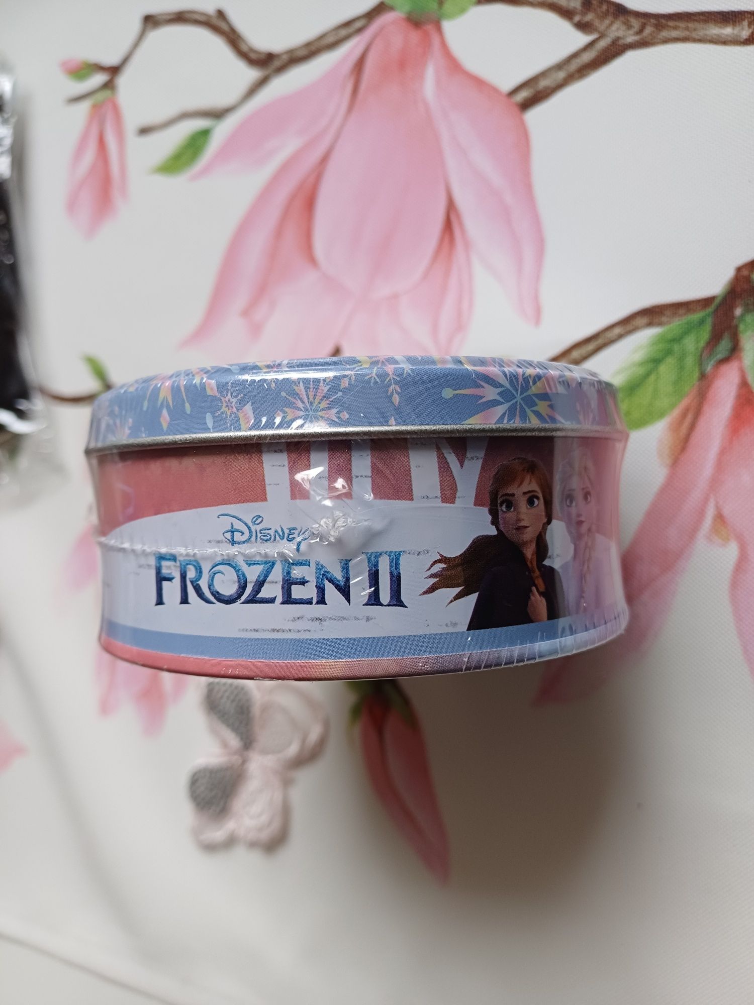 Gra Dobble, Kraina Lodu, Frozen w metalowym pudełku