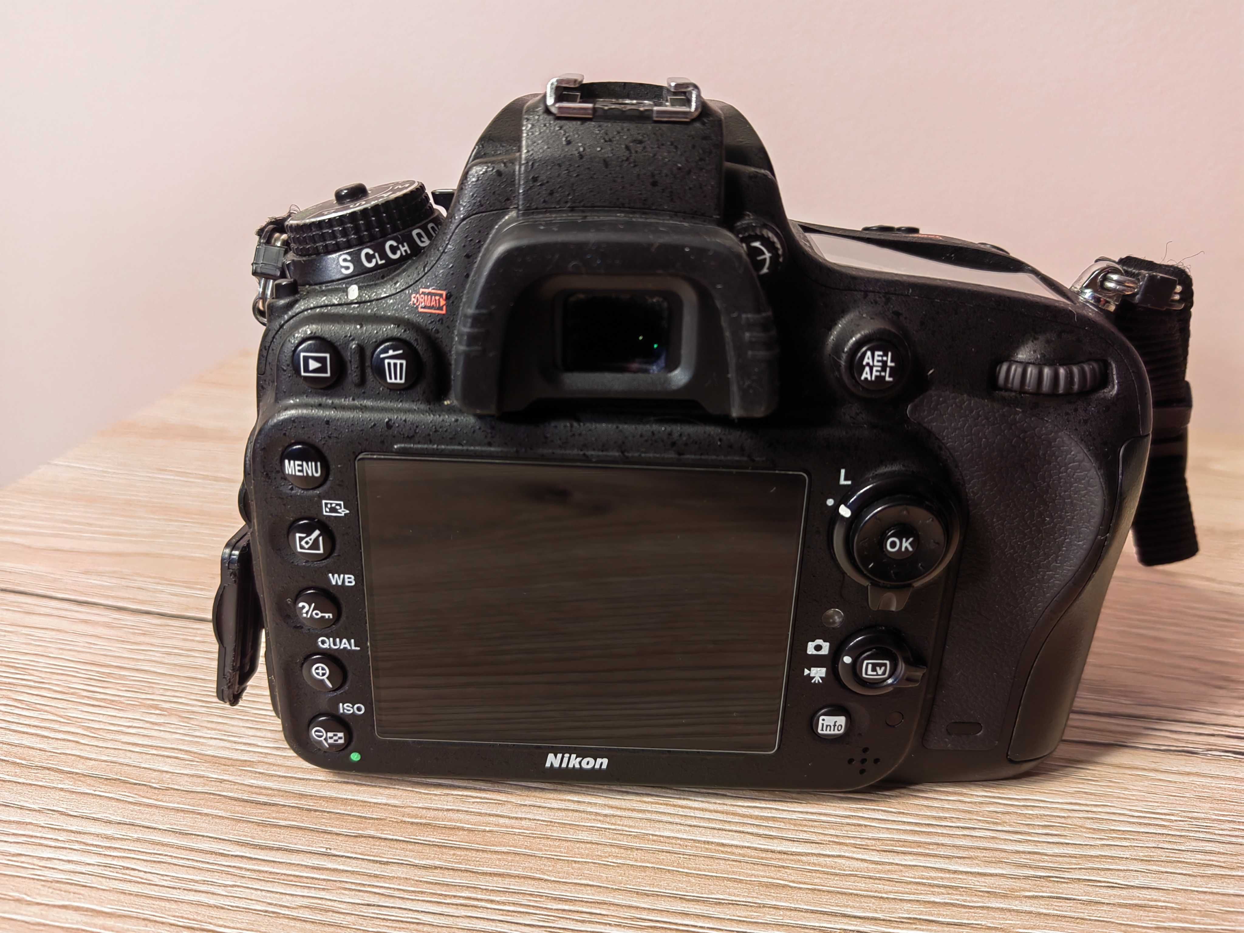 Lustrzanka Nikon D610 przeb 120 tys zdj