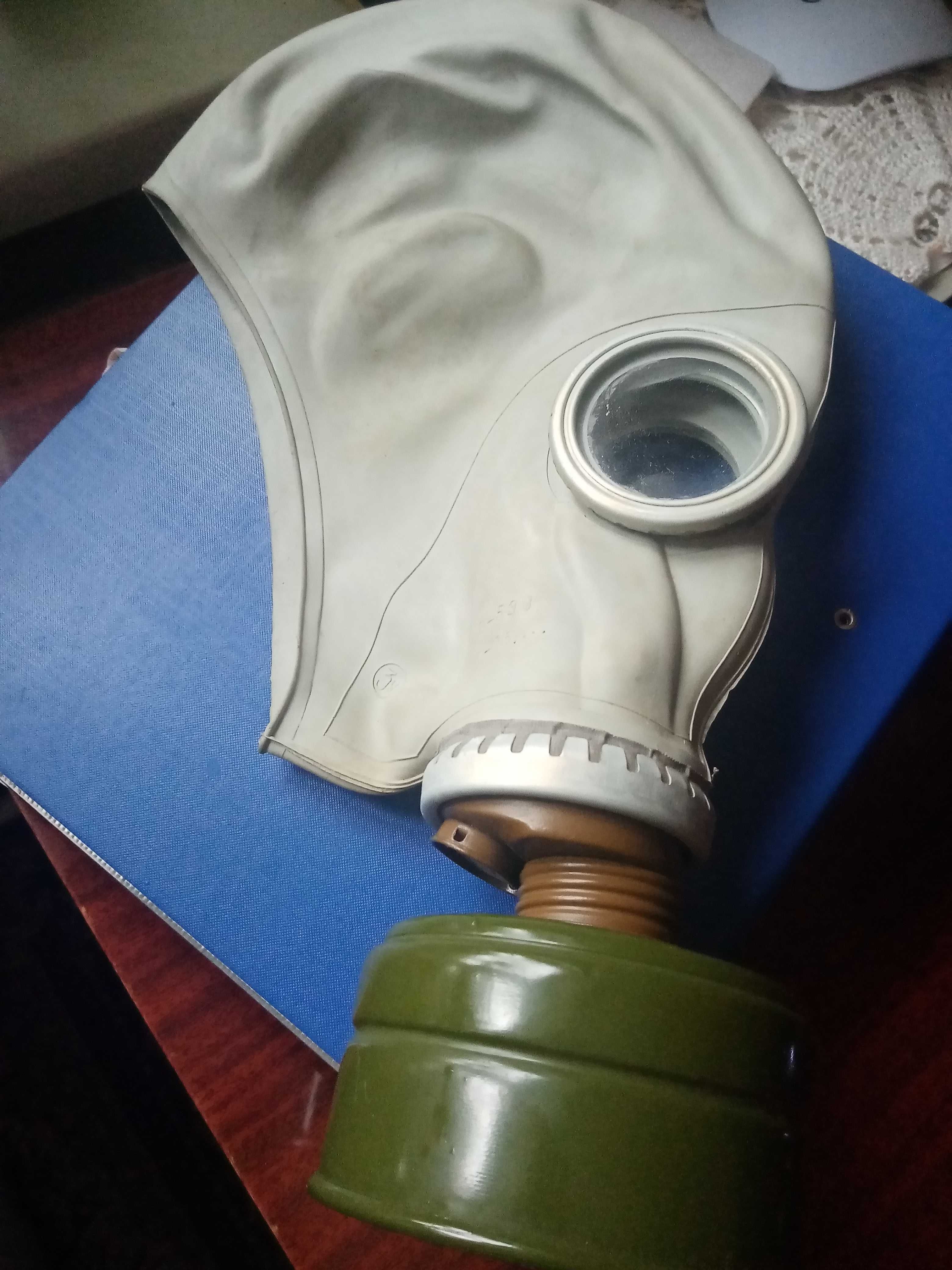 Противогаз Ф-1 (маска)
