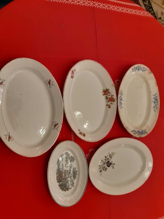 Bules de Porcelana  Branca Travessas Sacavem Capôa