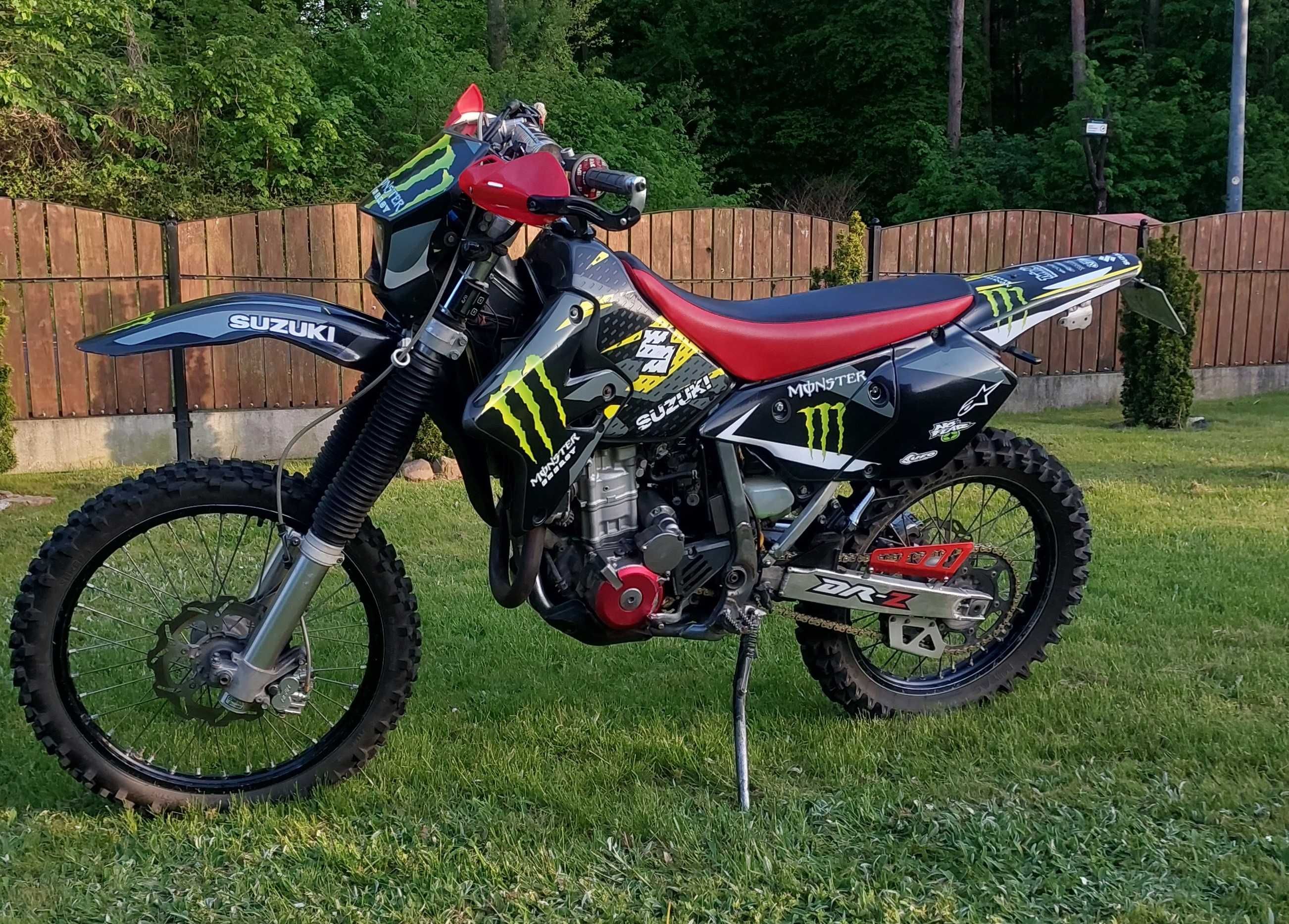 Suzuki DRZ 400 (SM/Enduro)