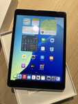 Apple iPad 9 generacji / silver / wifi / 64 gb / stan idealny