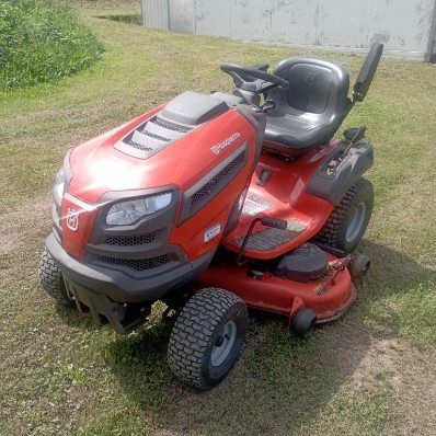 Traktorek Husqvarna