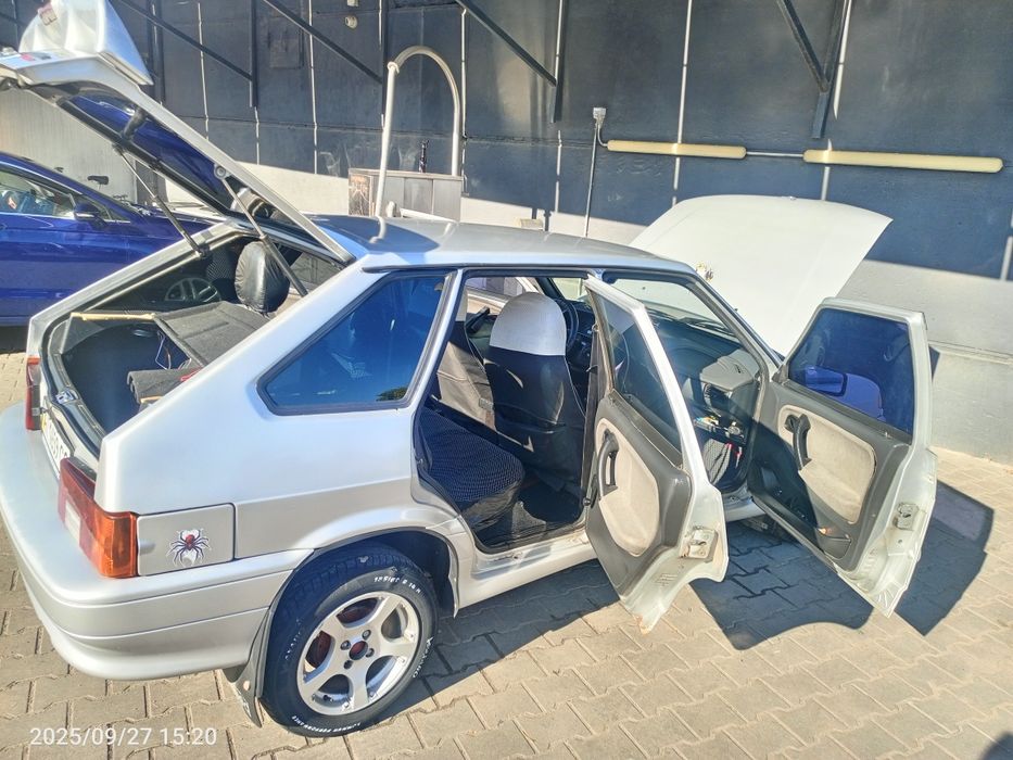 ВАЗ 2114,2011року