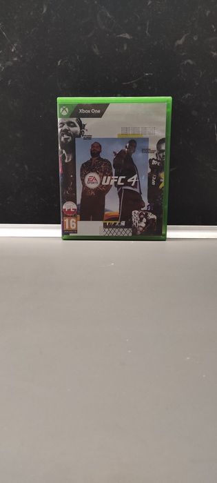 Gra na Xbox one UFC 4