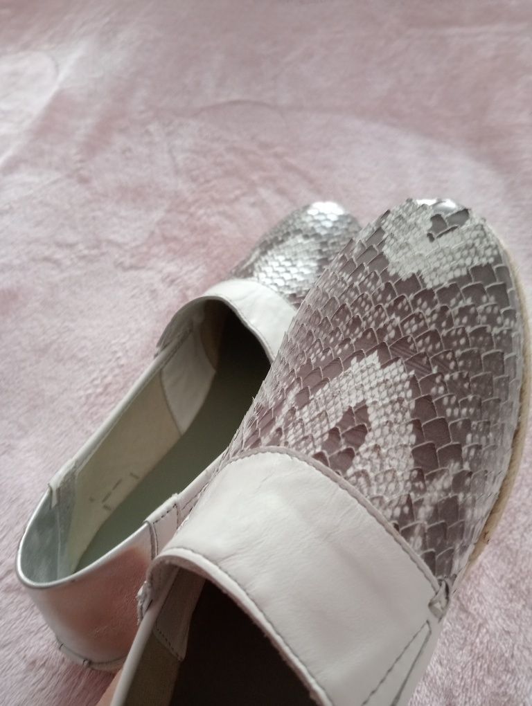 Nowe buty, espadryle Venezia 41