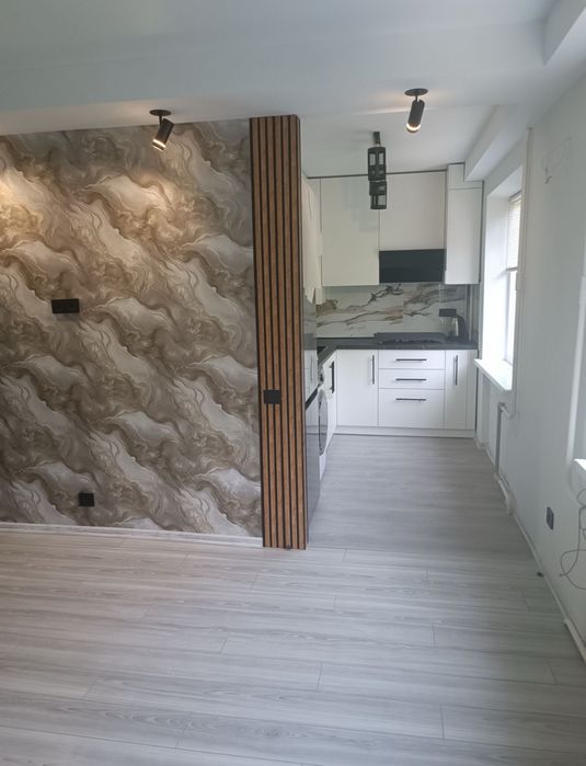 ПРОДАМ 2-комнатную квартиру, Центр АЕО|Є-відновлення