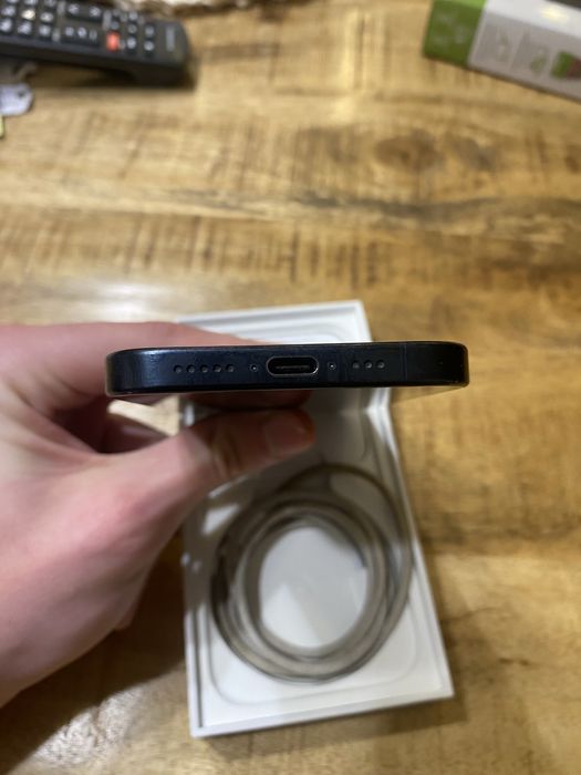 Iphone 15 pro 128gb 88% baterii blue titanium