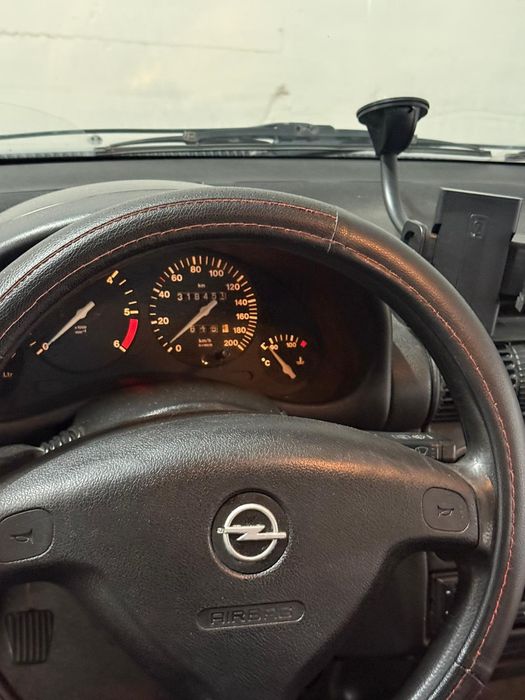 Opel Corsa 1.5 turbo diesel