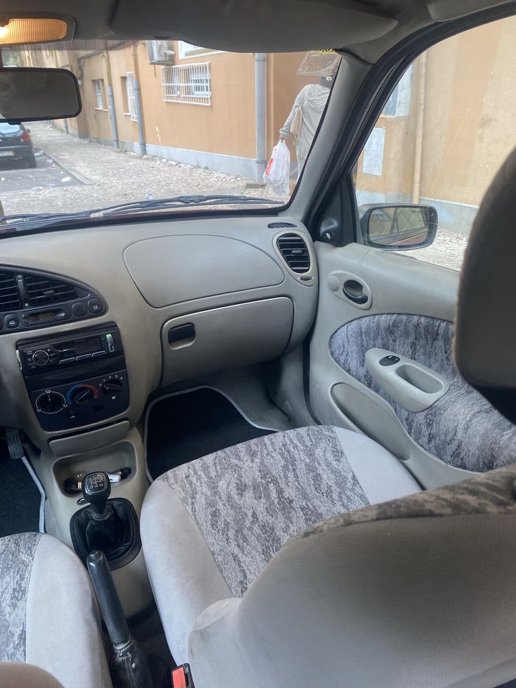 Mazda 121 para venda