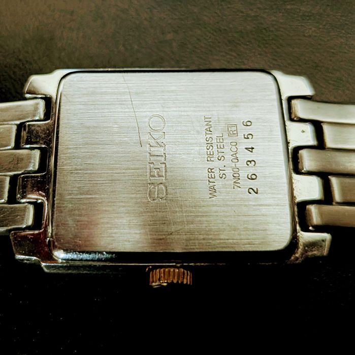 Seiko Feminino 7N00-0AC0