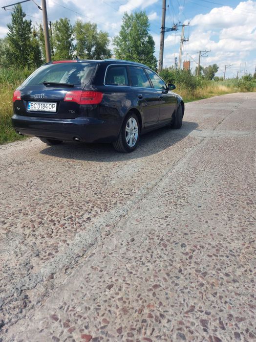 Автомобіль Ауді А6 С6