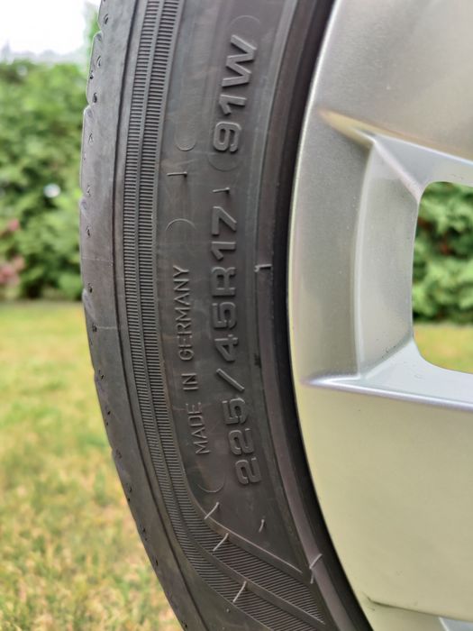 Koła felgi 17 cali Volkswagen VW golf opony Goodyear Eagle F1