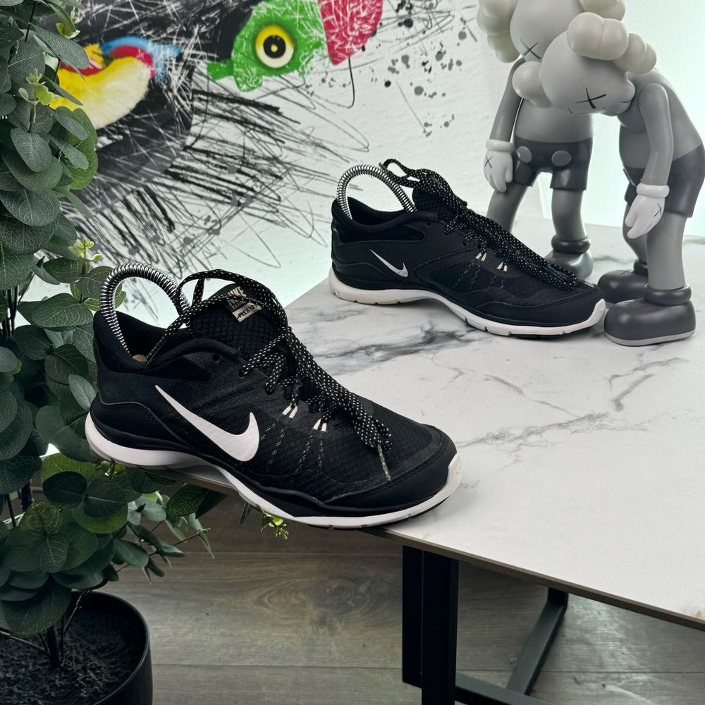 Кросівки Nike Flex 36 розмір 1542