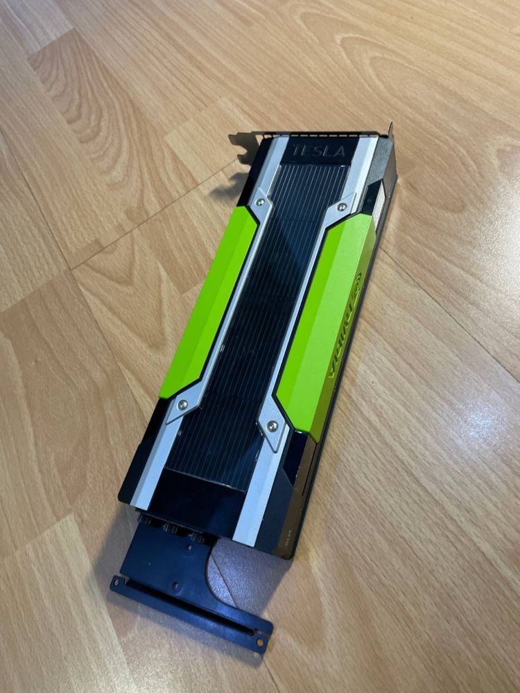 NVIDIA Tesla M10 32gb GDDR5
