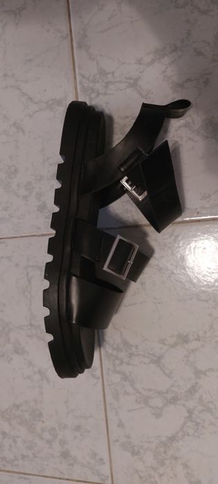 Sandálias de verão tamanho 40, cor preta