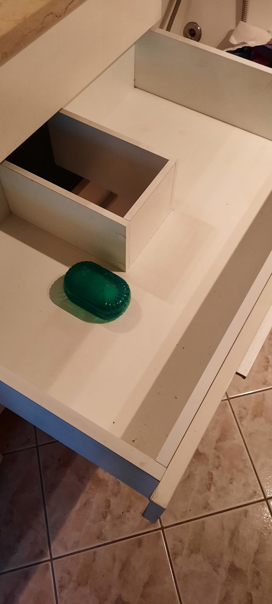 Szafka łazienkowa pod umywalkę z szufladami
