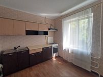 Продам однокімнатну, косметичний ремонт, р-н автовокзалу