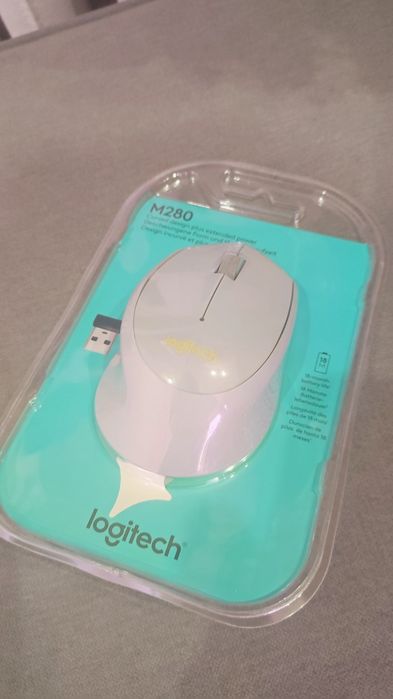 Мишка Logitech m280