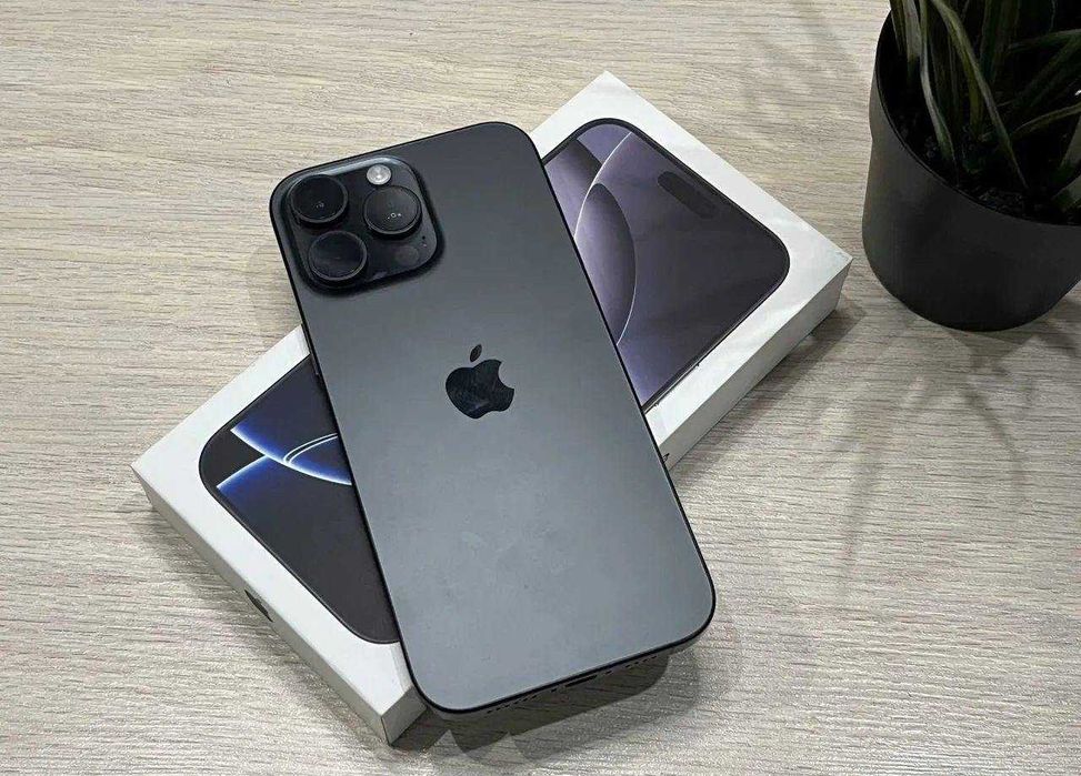 iPhone 16 Pro Max, 256 ГБ