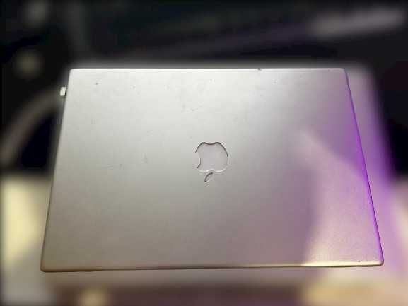 MacBook Pro 15" Core 2 Duo