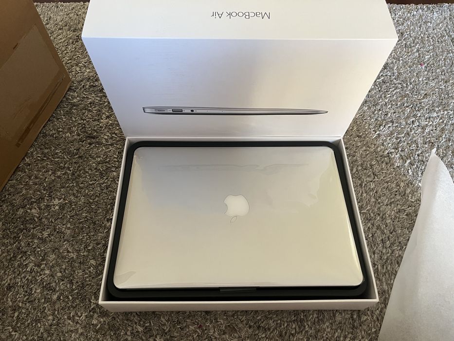 MacBook air 13”