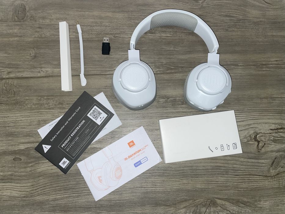 JBL Quantum 360 Białe