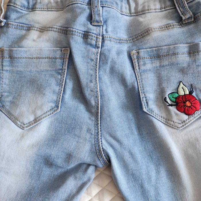 Джинсы для девочки