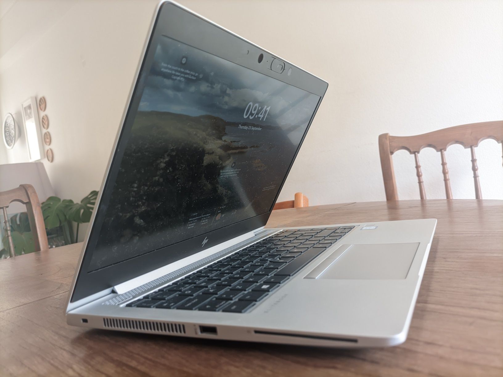 HP EliteBook 840 G5 |Intel i5|8GB RAM|256GB SSD