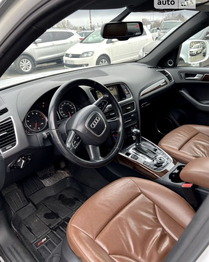 Продаж Audi Q5 2011 Typ 8R Бензін 2л