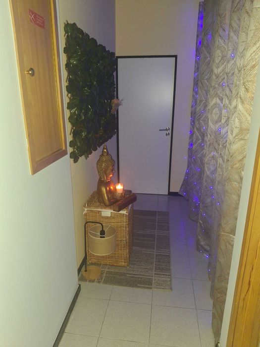 Massagem com toque intenso